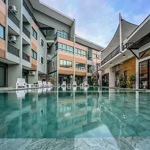 Отель Phuket Airport Place