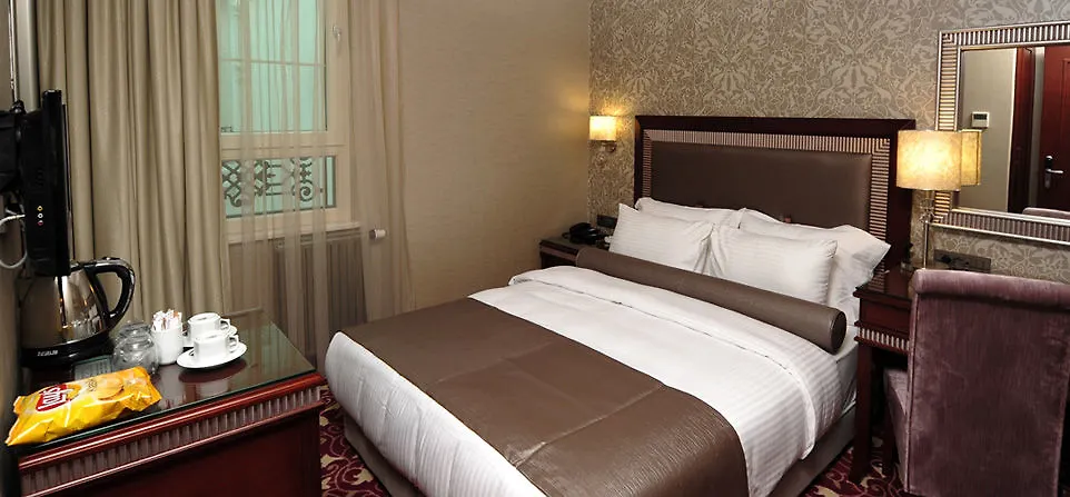 Emporium Hotel Istanbul 4*,